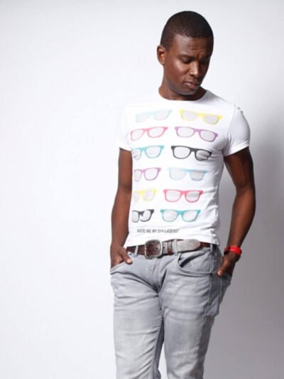 white-clothing-jeans-denim-t-shirt-fashion-1533017-pxhere.com_